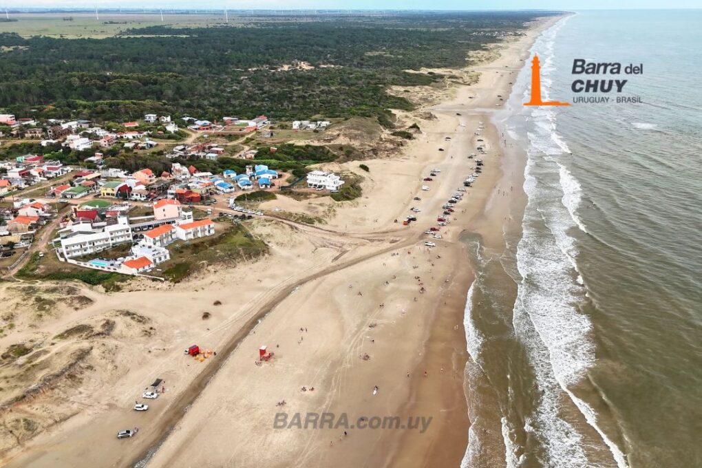 playa alborada, en barra do Chuí